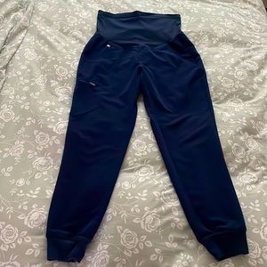 Brand new Figs maternity scrubs joggers XS Navy new with tags.